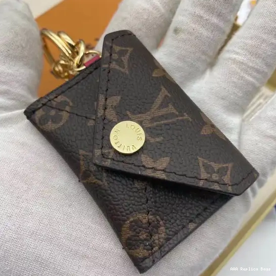 Aaa replica ru KIRIGAMI BAG KEY VUITTON AND LOUIS POUCH CHARM HOLDER 0704